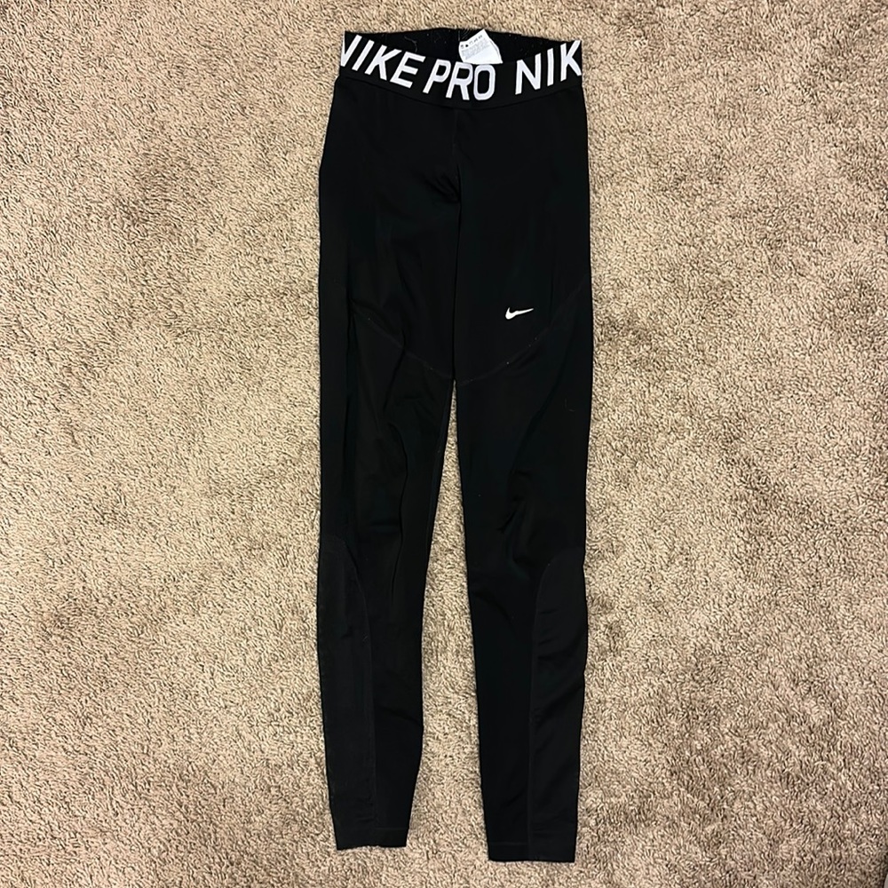 NIKE PRO LEGGINGS